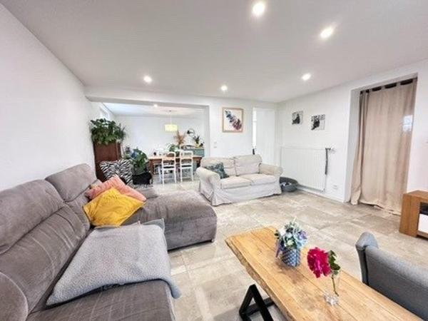 Maison 6 pièces 133 m² avec terrain à Commelle-Vernay