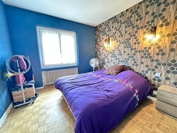 Maison 6 pièces 133 m² avec terrain à Commelle-Vernay