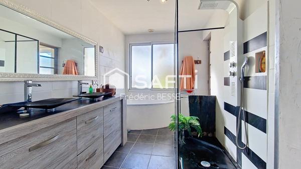 Maison T5 125 m² proche commoditées.