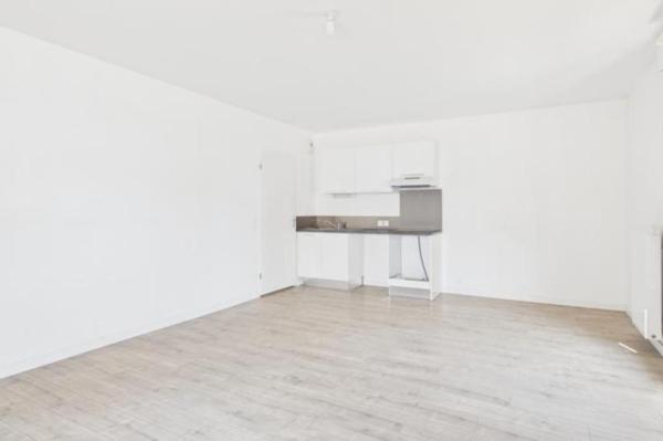 Vente - Appartement 3 pièces 64 m 2 RENNES (35000)