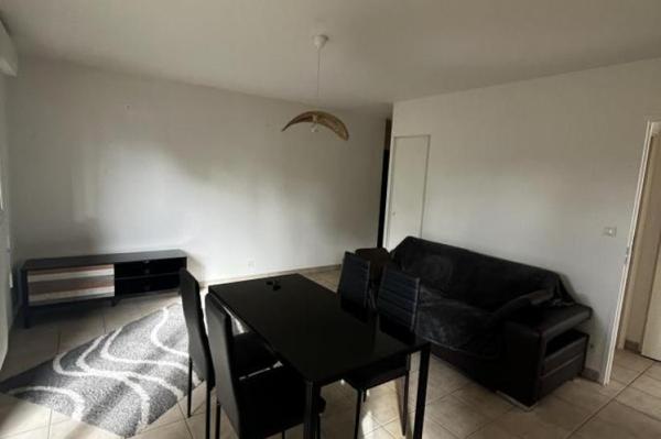 Location - Appartement 2 pièces 41 m 2 LE MANS (72000)