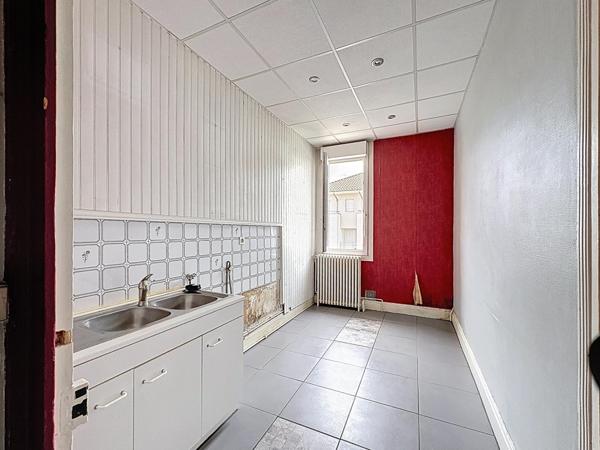 Appartement + atelier à rénover – 250m²