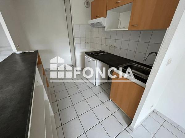 Location Appartement 2 pièces 53.1 m² - 31 RUE DE CITA Vesoul 70000