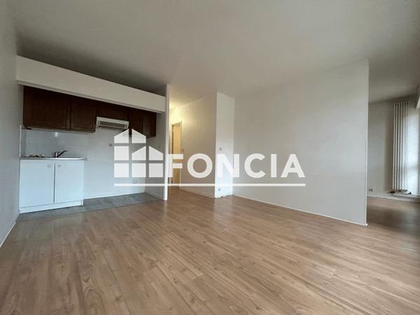 Location Studio 39.85 m² - 85-87 AVENUE GAMBETTA Chatou 78400