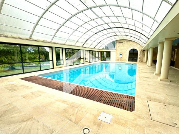 Maison 11 pièces 532 m2