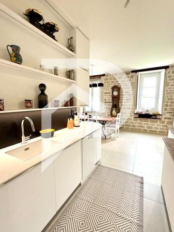 Maison 11 pièces 532 m2