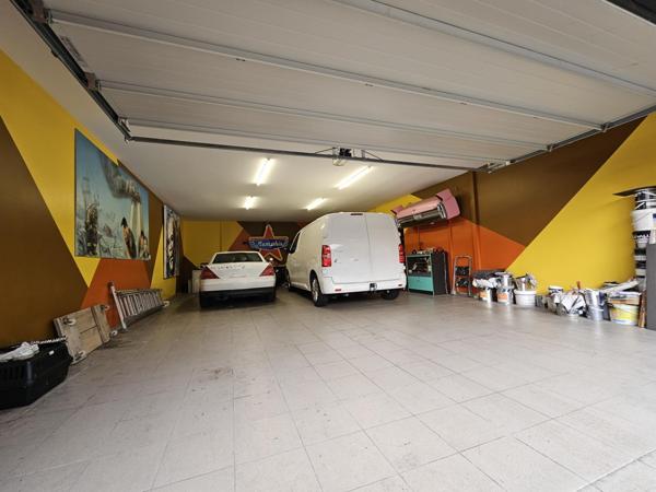 Maison à SAINTES, 17100 - 6 pièces 202m²