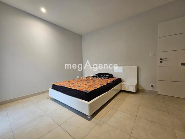 Maison à SAINTES, 17100 - 6 pièces 202m²