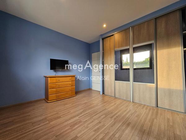 Maison à SAINTES, 17100 - 6 pièces 202m²