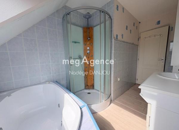 Maison à Saint-Pois, 50670 - 5 pièces 105m²