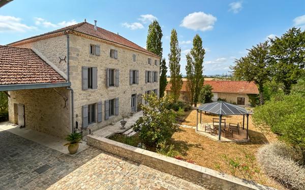 Maison à vendre    19 pièces •  Lectoure