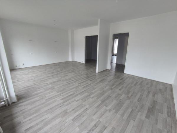 Appartement 5 pièce(s) 3 chambre(s) 99 m²