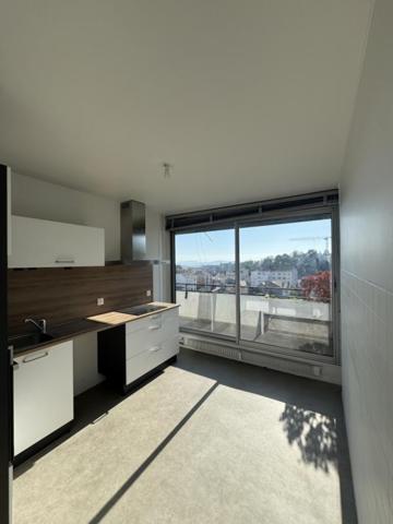 Appartement 5 pièce(s) 3 chambre(s) 99 m²