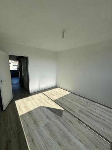 Appartement 5 pièce(s) 3 chambre(s) 99 m²