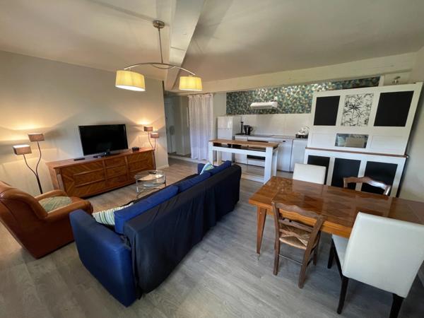 Appartement à vendre 3 pièces LEZIGNAN CORBIERES (11)- À deux pas de la gare – Charmant appartement cosy dans maison bourgeoise