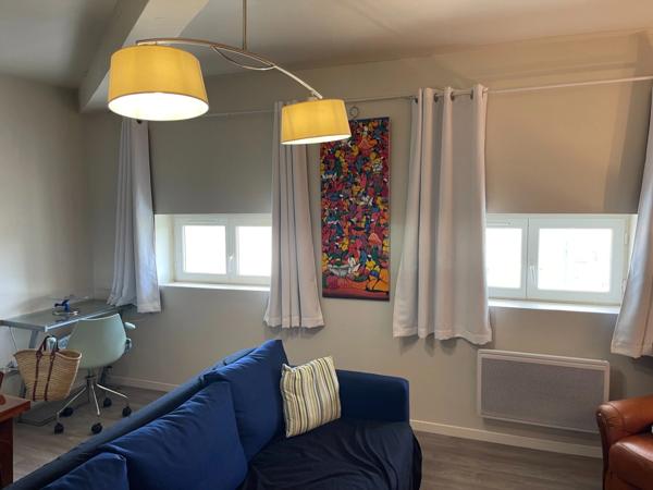 Appartement à vendre 3 pièces LEZIGNAN CORBIERES (11)- À deux pas de la gare – Charmant appartement cosy dans maison bourgeoise