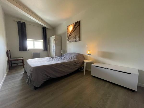 Appartement à vendre 3 pièces LEZIGNAN CORBIERES (11)- À deux pas de la gare – Charmant appartement cosy dans maison bourgeoise