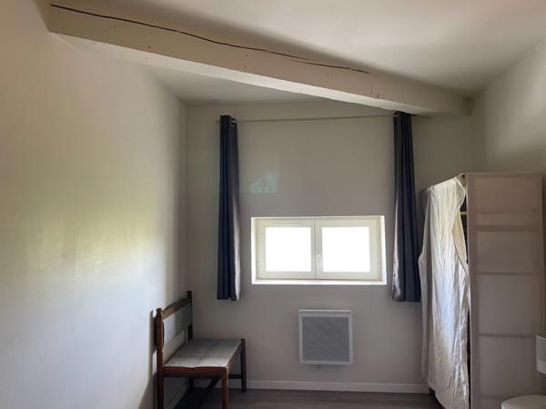 Appartement à vendre 3 pièces LEZIGNAN CORBIERES (11)- À deux pas de la gare – Charmant appartement cosy dans maison bourgeoise