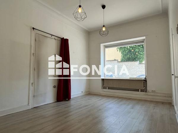 Location Local commercial 3 pièces 56.2 m² - 6 RUE DU DOCTEUR CHAUSSIER Dijon 21000