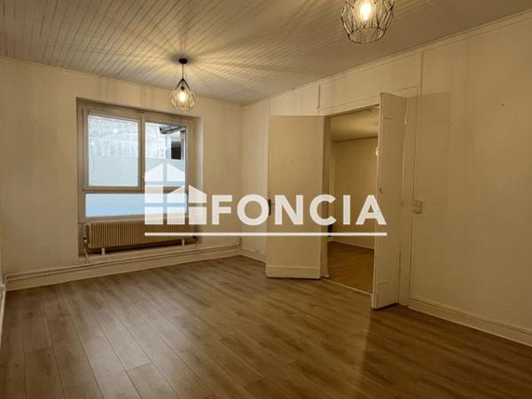 Location Local commercial 3 pièces 56.2 m² - 6 RUE DU DOCTEUR CHAUSSIER Dijon 21000