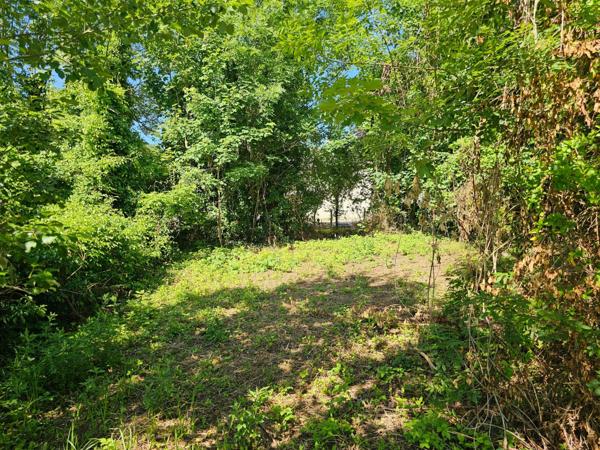 Terrain à bâtir 1134 m² proche Longueville