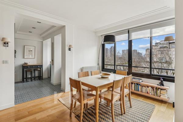 Appartement avec terrasse au coeur du 16e