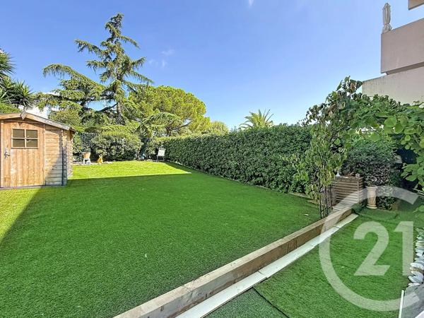 Appartement F3 à vendre  3 pièces - 78,36 m 2   ANTIBES  - 06