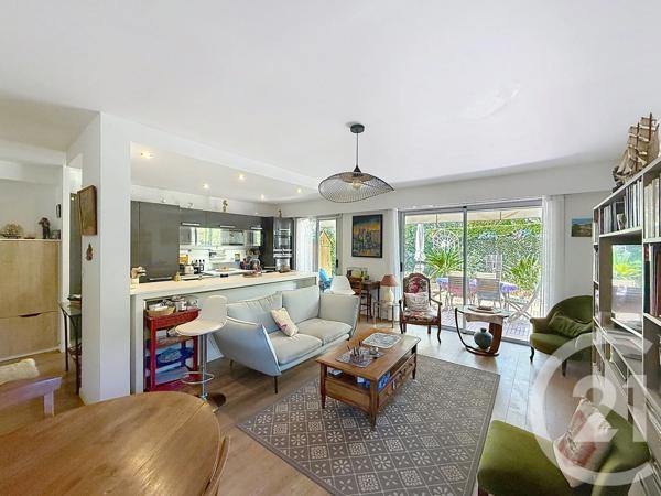 Appartement F3 à vendre  3 pièces - 78,36 m 2   ANTIBES  - 06