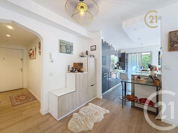 Appartement F3 à vendre  3 pièces - 78,36 m 2   ANTIBES  - 06