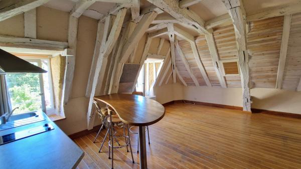 Charmant Appartement 2 Pièces à Vendre au Coeur de Bergerac !