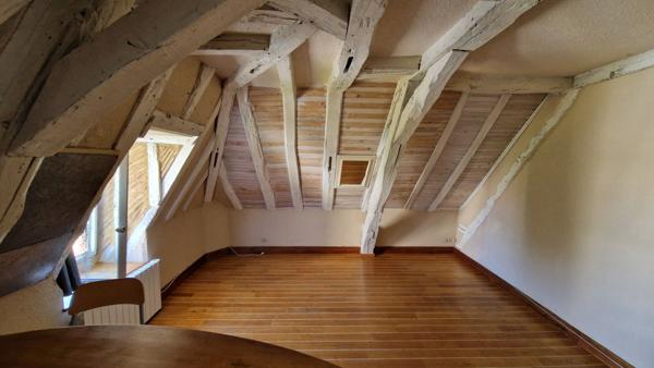 Charmant Appartement 2 Pièces à Vendre au Coeur de Bergerac !