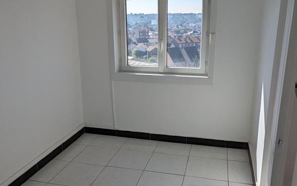 Appartement à vendre    4 pièces • 65,06 m2 Bondy