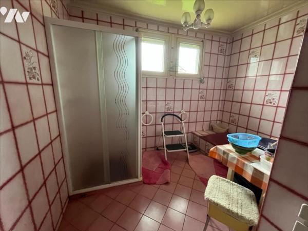 MAISON SUR SOUS-SOL COMPLET