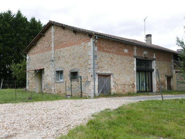 Saint-Étienne-de-Puycorbier (24400) Pour les amoureux de la nature !