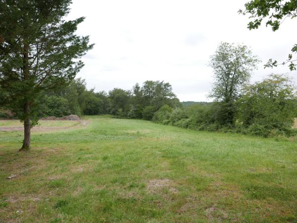 Saint-Étienne-de-Puycorbier (24400) Pour les amoureux de la nature !