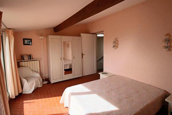 Maison de maître dans village de caractère