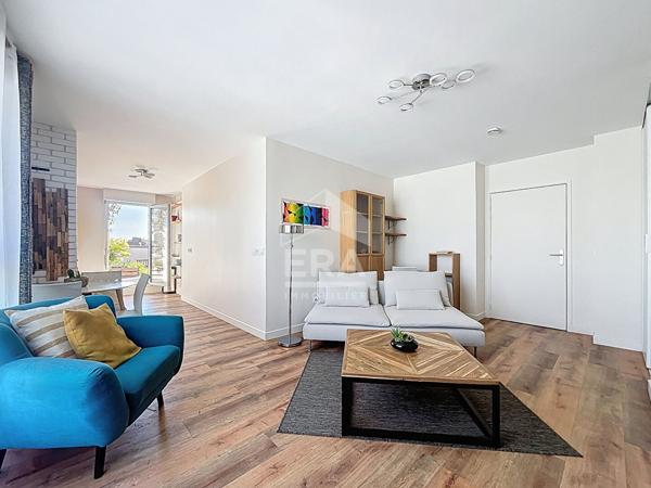 A louer meublé : 47m² + terrasse 22m² et parking