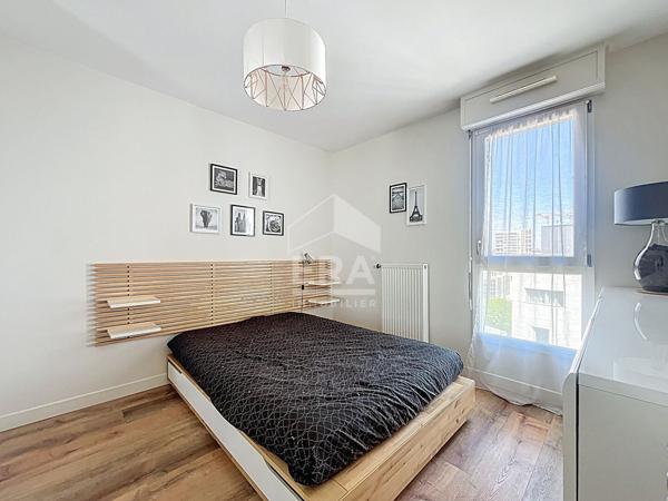 A louer meublé : 47m² + terrasse 22m² et parking
