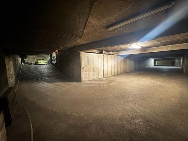 Paris 12 - DAUMESNIL  - BOX PARKING