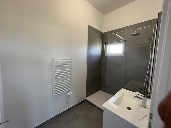 33140 CADAUJAC - T3 Appartement à louer 2 chambres