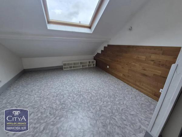 Appartement à louer 1 pièce 32.96m² Cambrai (59400)