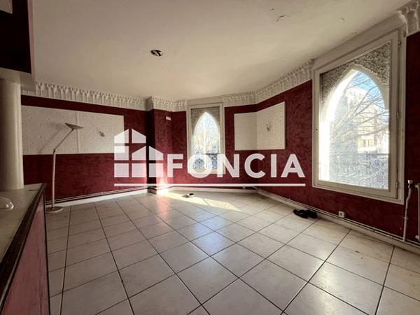 À vendre Local commercial 170 m² - Nanterre 92000