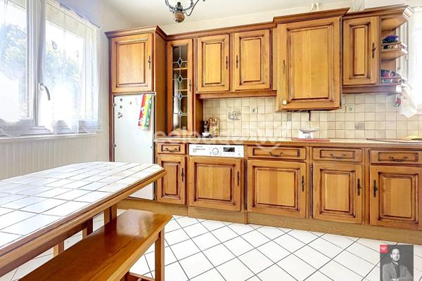 Maison à vendre 5 pièces de 96 m² à Jouy-le-Moutier