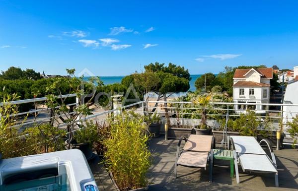 Immeuble Vue mer panoramique et rooftop Face à la plage