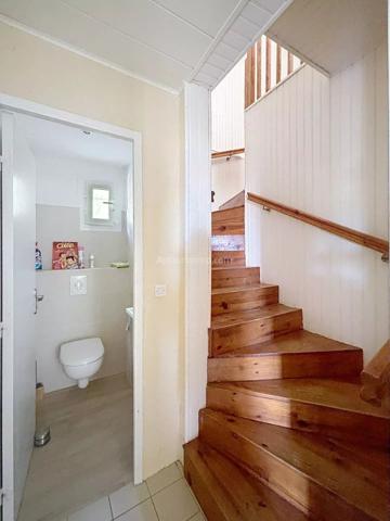 Vente                                                      Maison
                        
                     5 pièces                      113 m2                     à Lumio