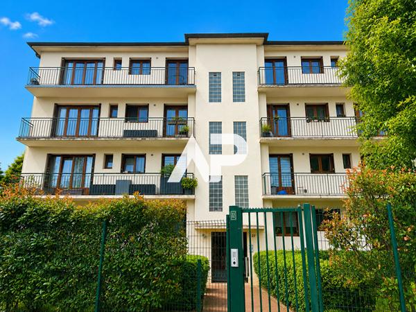 Appartement Montmorency 4 pièces 66 m2 €215 000 ** - Référence 1655