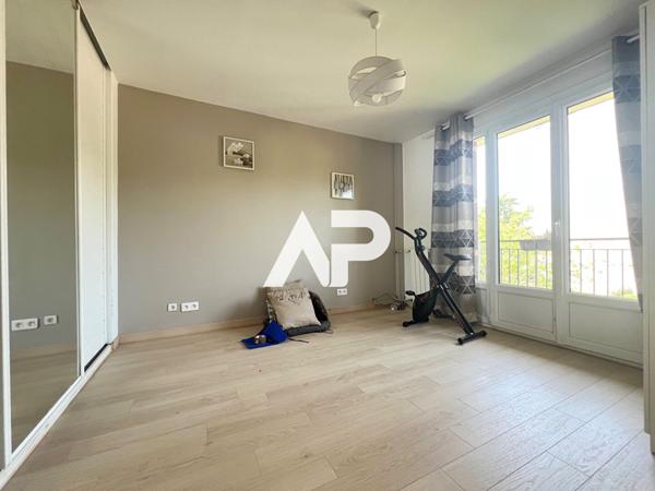 Appartement Montmorency 4 pièces 66 m2 €215 000 ** - Référence 1655