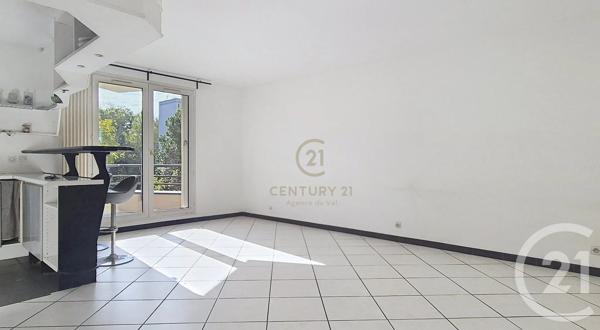 Appartement F2 à vendre  2 pièces - 46,95 m 2   TORCY  - 77