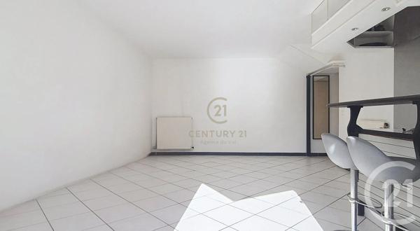 Appartement F2 à vendre  2 pièces - 46,95 m 2   TORCY  - 77