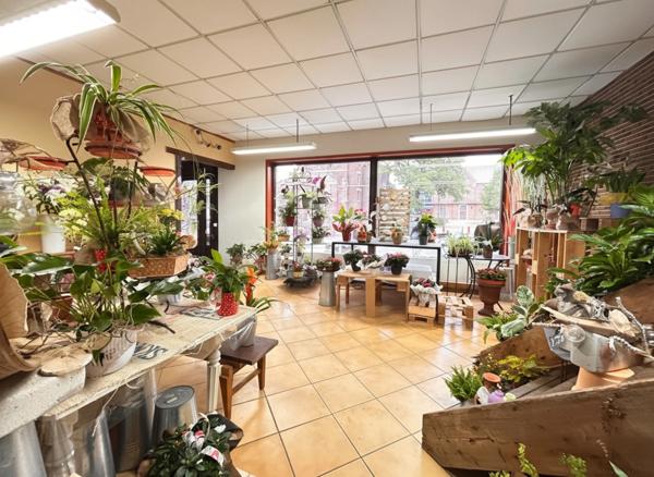 Raillencourt-Sainte-Olle – Maison individuelle + fonds de commerce FLEURISTE (5 min. Cambrai)